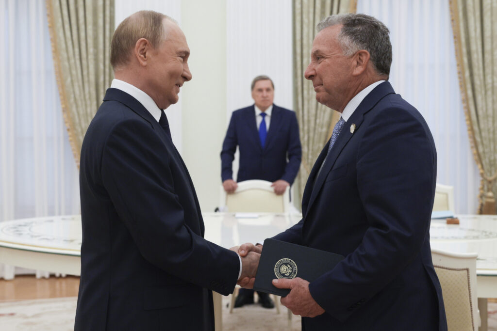 RAZGOVARALI U PRIJATELJSKOJ ATMOSFERI: Vladimir Putin se sastao sa Stivom Vitkofom
