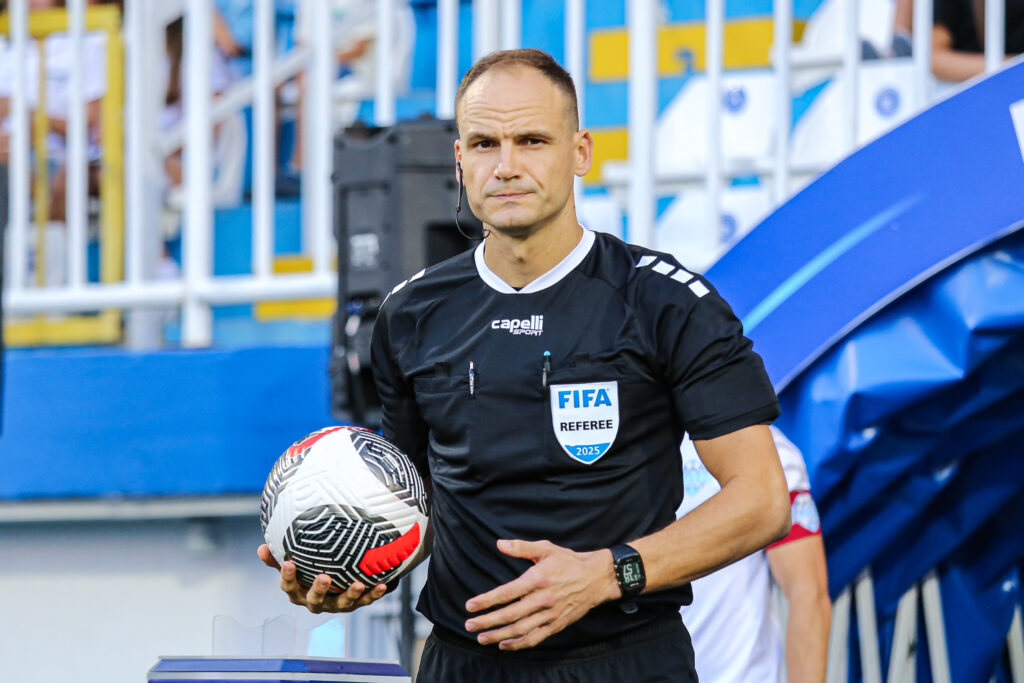 NEĆE IMATI LAK ZADATAK: FSS odredio sudije za večiti derbi u subotu