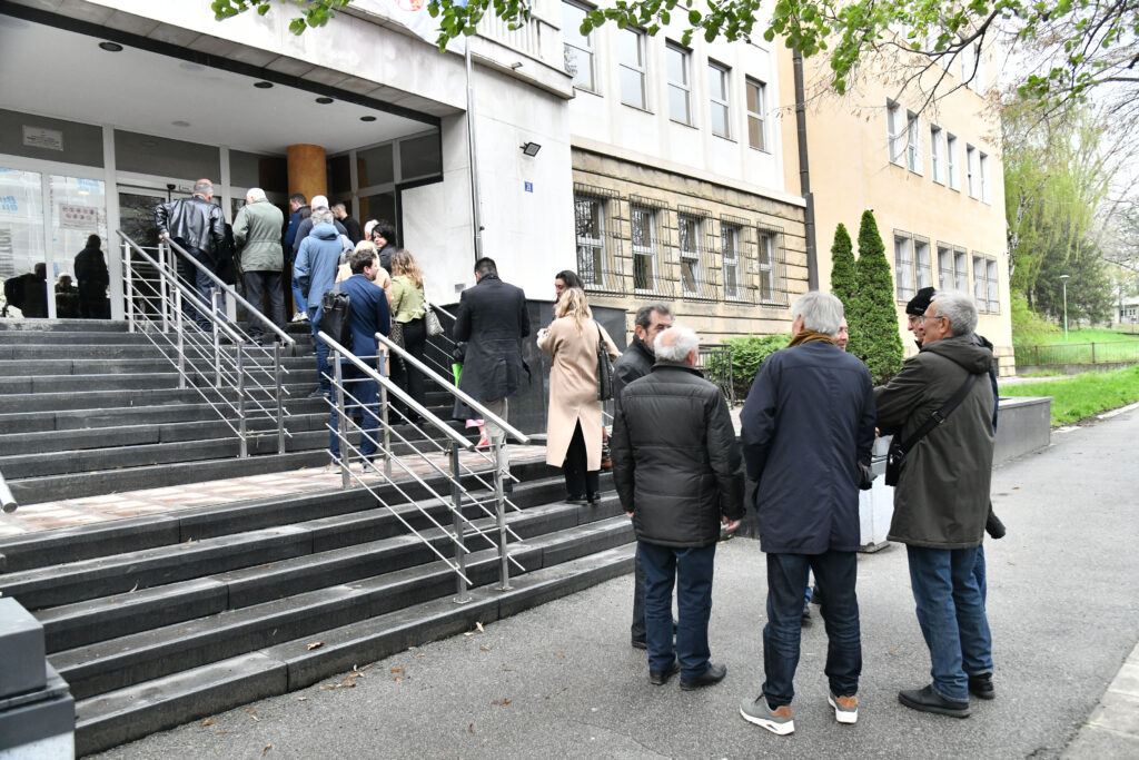 VELJKO BELIVUK TRAŽIO IZUZEĆE TUŽIOCA: Sumnja u pristrasnost Saše Ivanovića na suđenju u Beogradu