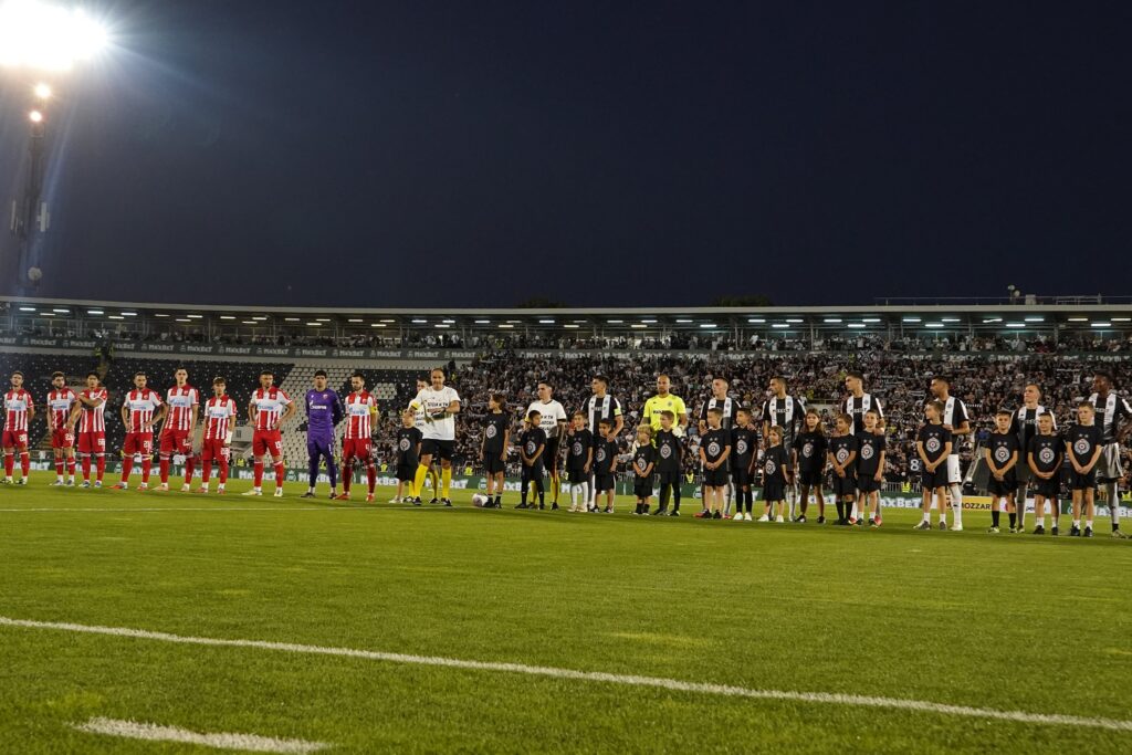 PARTIZAN – CRVENA ZVEZDA: Pobeda crveno belih u Humskoj (FOTO)