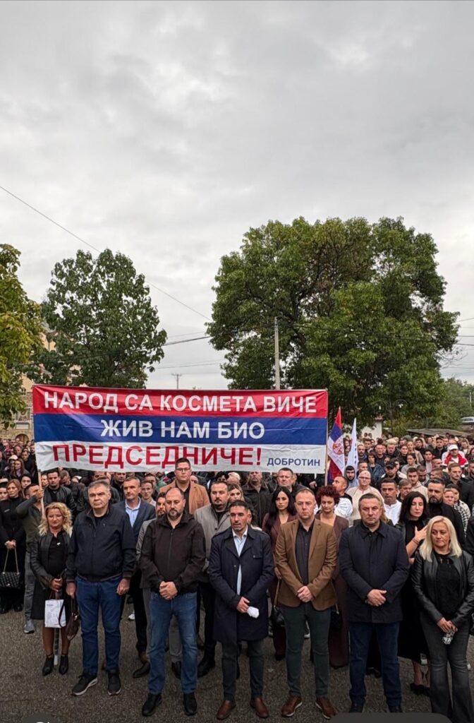 SRBI ŠIROM KOSOVA PORUČILI: Protiv blokada, za mir i snažnu zemlju