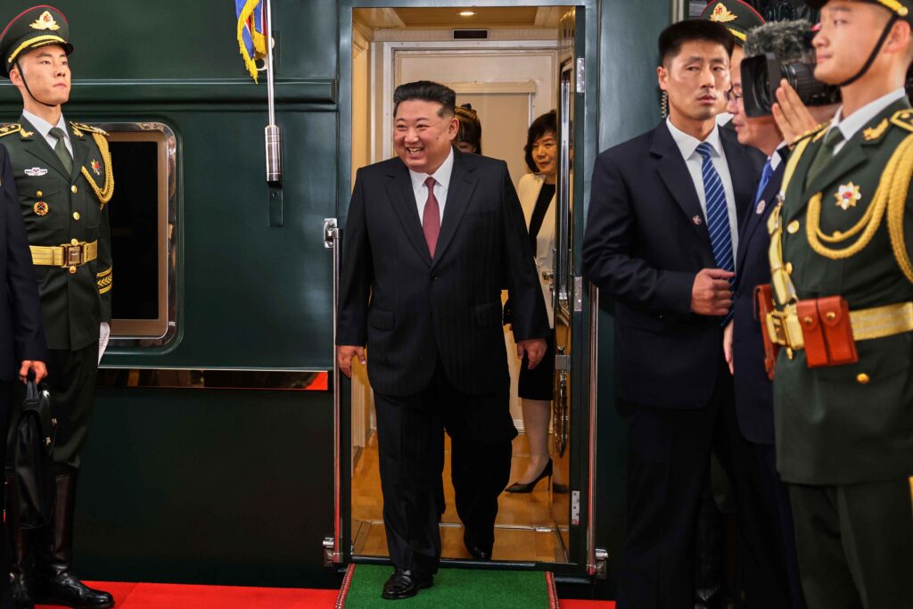 PUTOVAO 60 KM NA ČAS: Kim Džong Un vozom stigao u Kinu