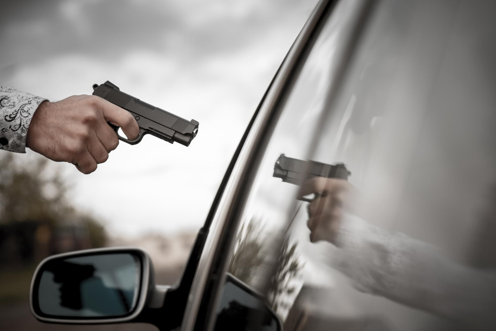IZREŠETALI MU AUTOMOBIL: Poslanik EP iz Poljske meta napada