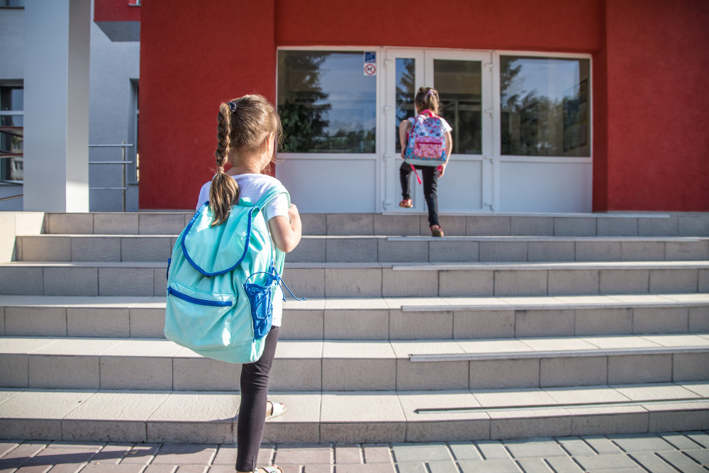 ZDRAVIJI VAZDUH ZA DECU: Beograd postavio 11.500 prečišćivača u školama i vrtićima