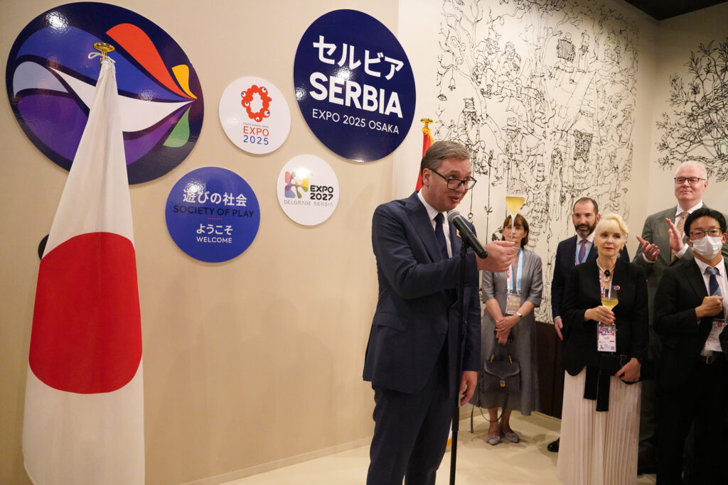 MOŽEMO DA OČEKUJEMO MNOGO TOGA: Vučić u poseti Osaki i japanskim privrednicima