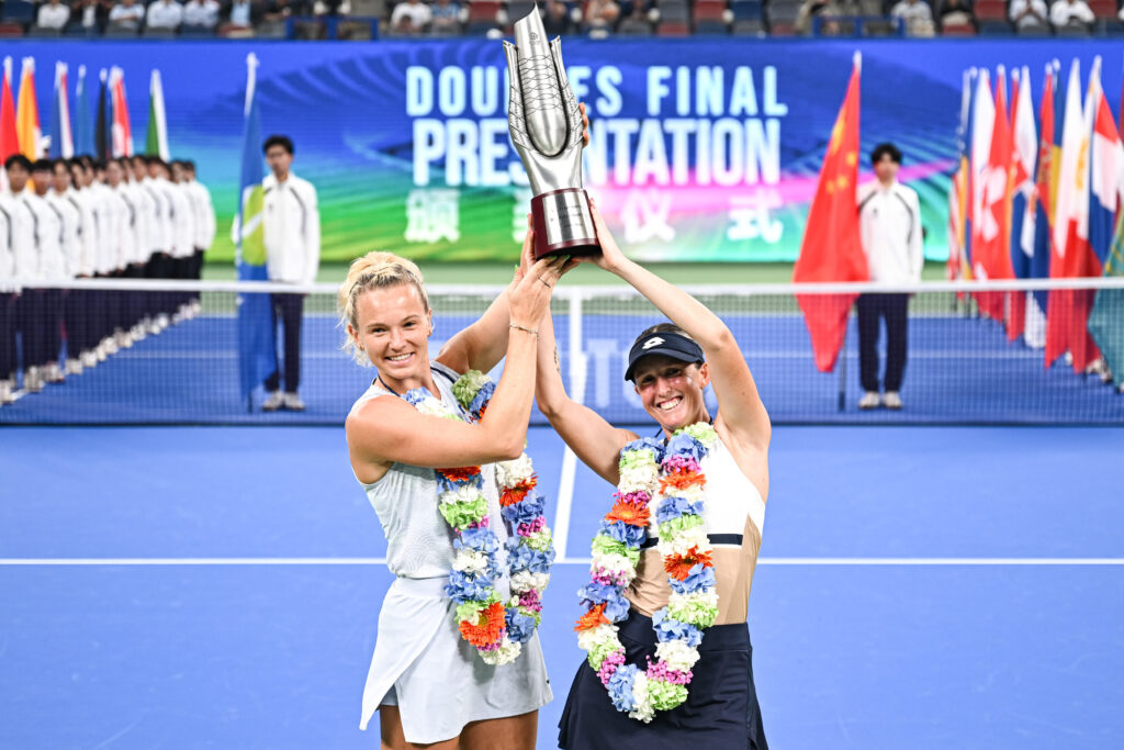 SRPSKO-KAZAHSTANSKI TANDEM DOMINIRAO: Teniserke Krunić i Danilina osigurale finale u Tokiju