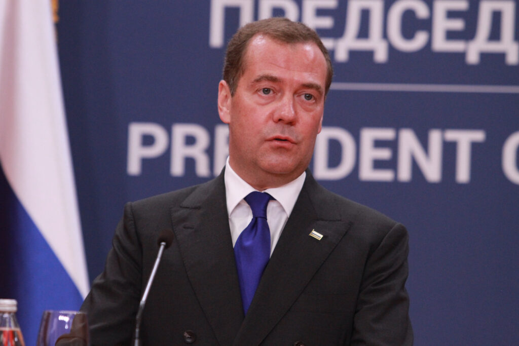 BANDA JE OSUĐENA NA PROPAST: Medvedev komentariše budućnost aktuelne vlasti Ukrajine
