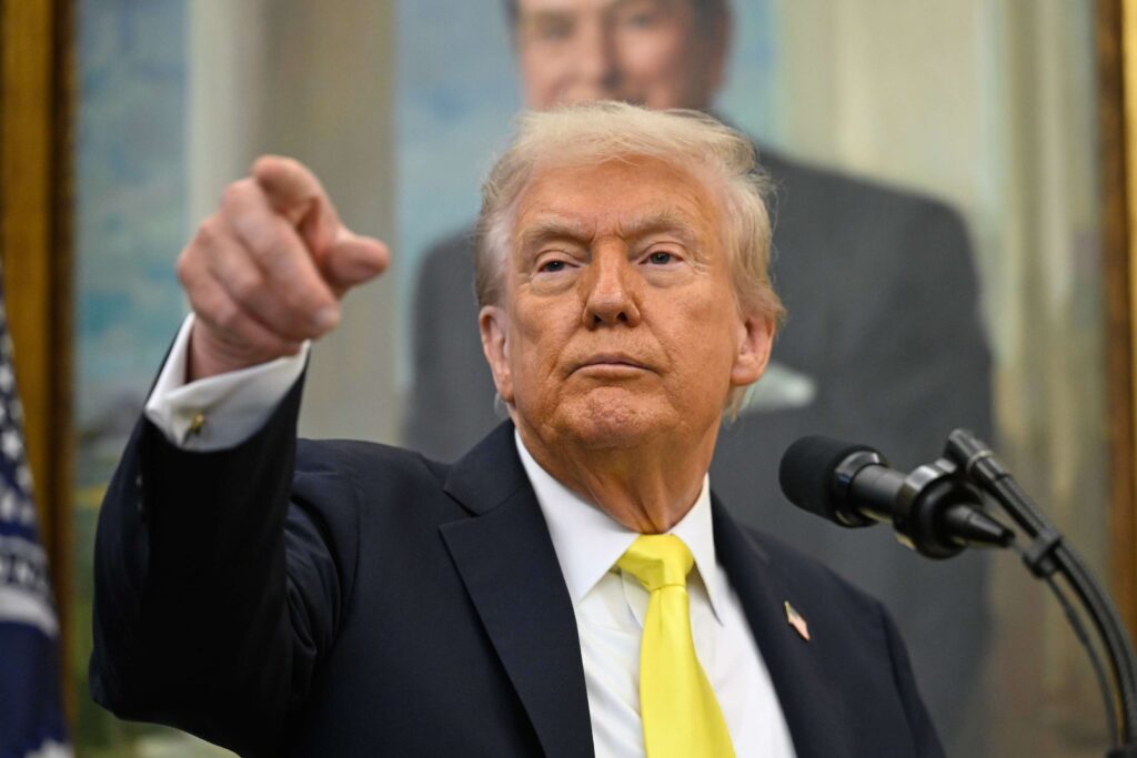 NEĆEMO IMATI DRUGOG IZBORA NEGO DA UĐEMO I POBIJEMO IH: Donald Tramp uputio oštre pretnje Hamasu