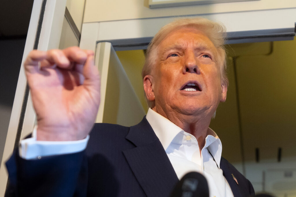 VEOMA GA POŠTUJEM: Donald Tramp planira da poseti Si Đinpinga