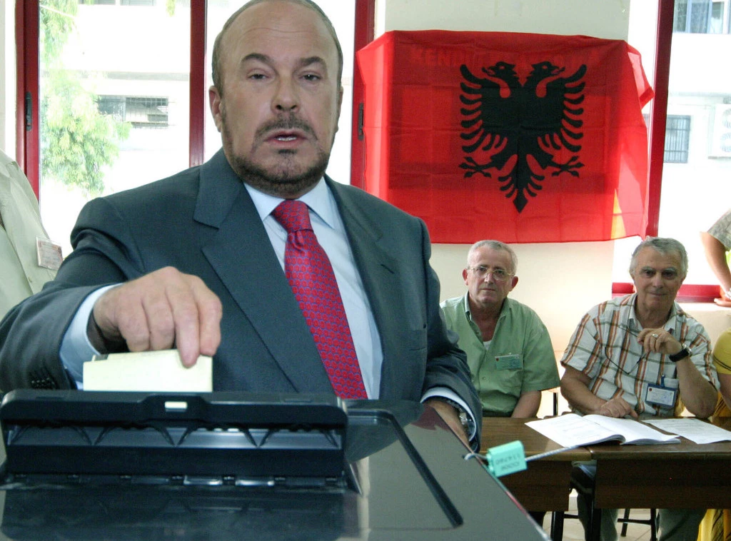 DOŽIVEO SRČANI ZASTOJ: Preminuo bivši premijer Albanije