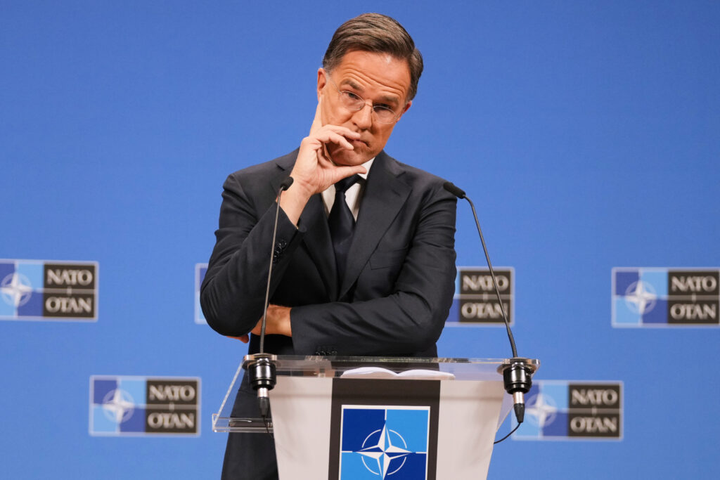 GENERALNI SEKRETAR NATO-A ZAHVALIO TRAMPU I HEGSETU: Rute zadovoljan jačanjem alijanse i podrškom Ukrajini