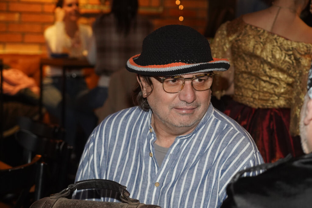 BURAN LJUBAVNI ŽIVOT SVETSKOG MEGA CARA: Rambo Amadeus ima dva braka iza sebe
