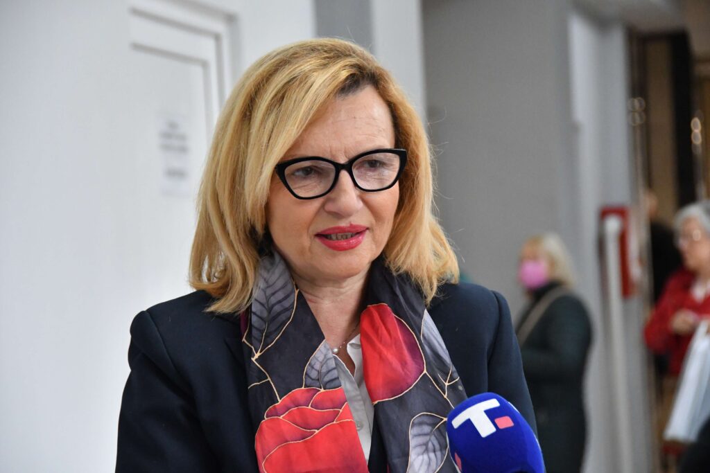 OGLASIO SE BATUT: Sve više oboljenja sličnih gripu