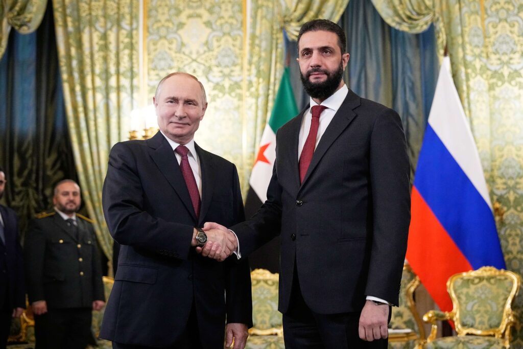 PRVI RAZGOVOR NAKON PROMENE VLASTI U SIRIJI: Vladimir Putin i Ahmed El Šara u Kremlju