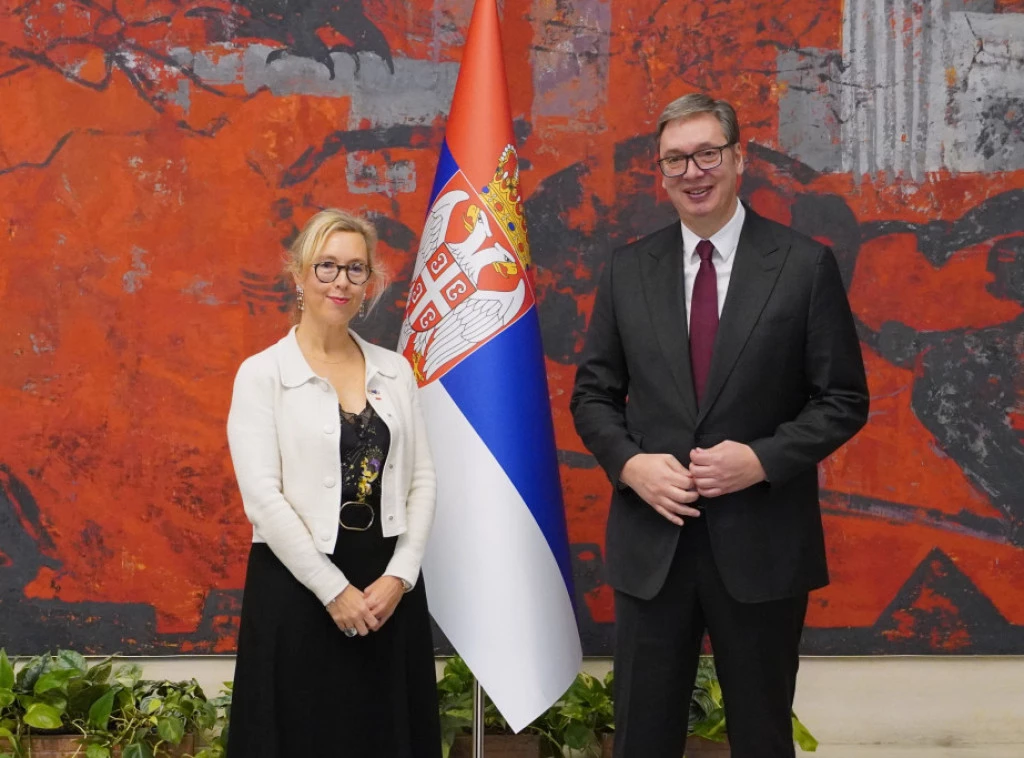 NASTAVAK UNAPREĐENJA ODNOSA: Predsednik Vučić primio akreditive nove ambasadorke Francuske