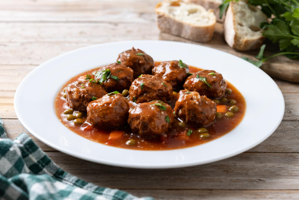 RECEPT DANA: Goveđe ćufte u paradajz sosu