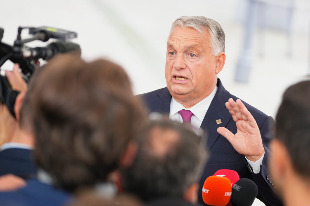SAMO JEDNA GREŠKA MOŽE IZAZVATI TREĆI SVETKI RAT: Orban u Kopenhagenu o rizicima širenja konflikta i ulasku Ukrajine u EU