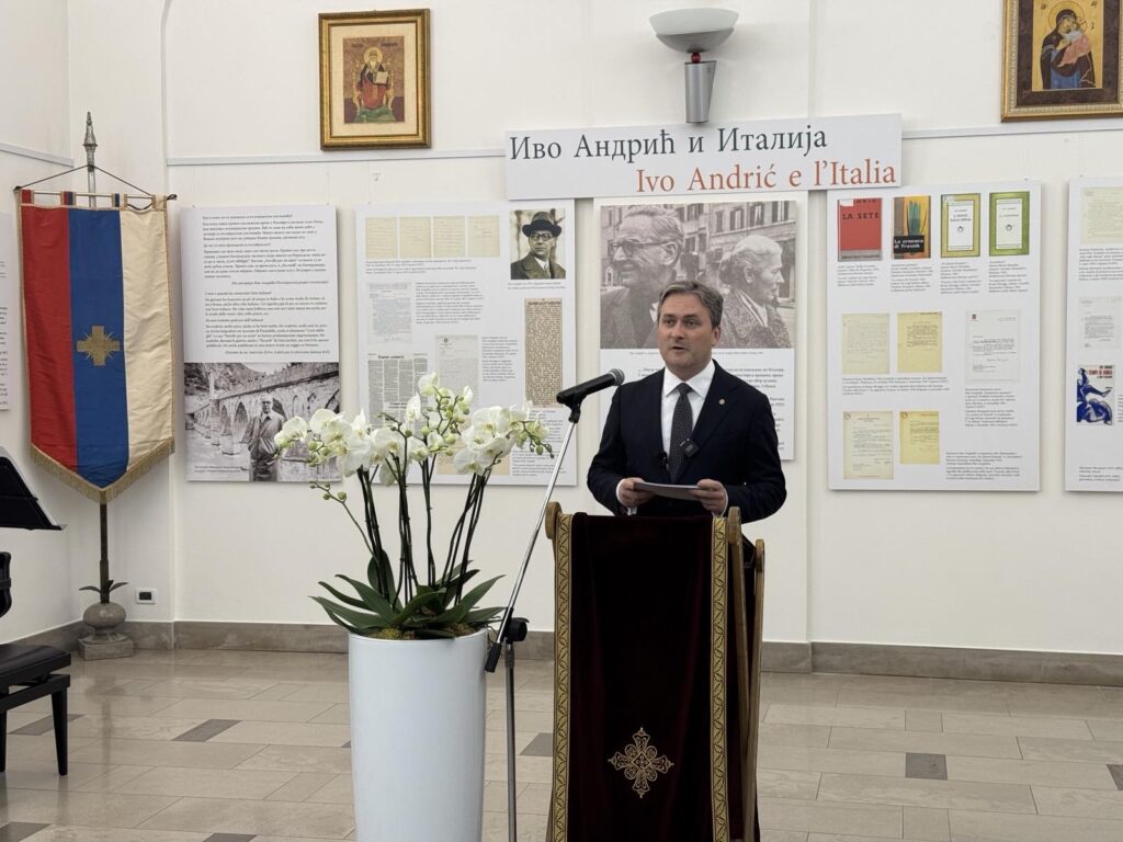 POVODOM 50 GODINA OD SMRTI NAŠEG NOBELOVCA: Selaković u Trstu otvorio dvojezičnu izložbu o Andriću