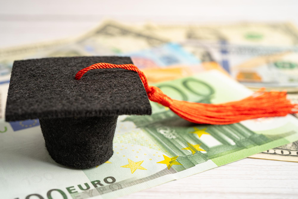 ZA NAJBOLJE STUDENTE U PROKUPLJU: Raspisan konkurs za dodelu jednokratne novčane nagrade