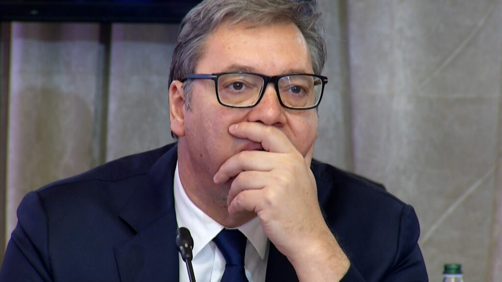 NEMAM REŠENJE ALI ĆU GA IMATI: Vučić o situaciji u kojoj se našao NIS