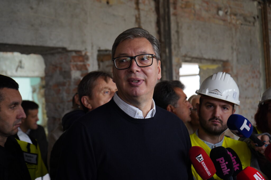 POSLE TIRŠOVE DVA, GRADIMO I PORODILIŠTE U NIŠU: Vučić obišao radove na sanaciji i adaptaciji porodilišta Višegradska