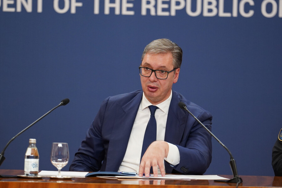 SUTRA U 10 ČASOVA: Vučić obilazi gradilište Nacionalnog stadiona