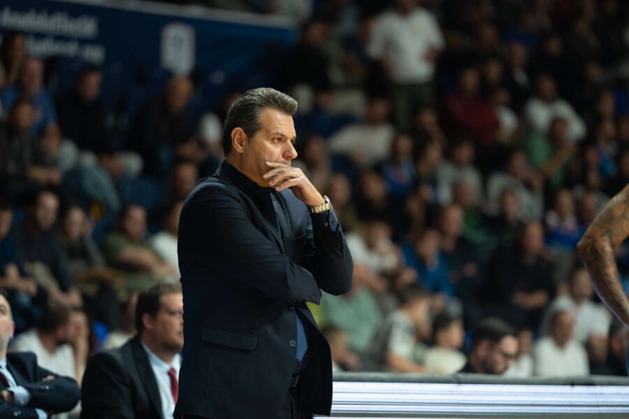 EVROLIGA MORA DA IMA 30 TIMOVA: Dimitris Itudis nudi rešenje za evropsku košarku