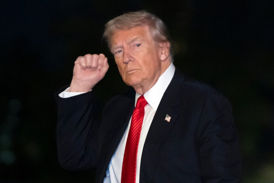 TRAMP U PROBLEMU: Samo 37 odsto Amerikanaca podržava predsednika SAD-a