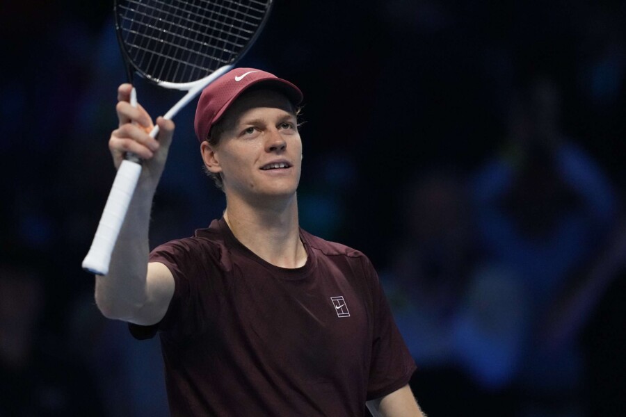 PLASMAN U POLUFINALE  ZAVRŠNOG MASTERSA: Janik Siner ubedljivo pobedio Aleksanda Zvereva