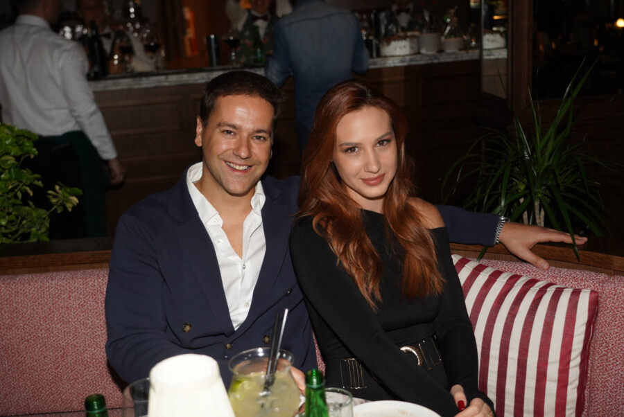 MLADENCI BLISTAJU OD SREĆE: Oženio se Luka Raco