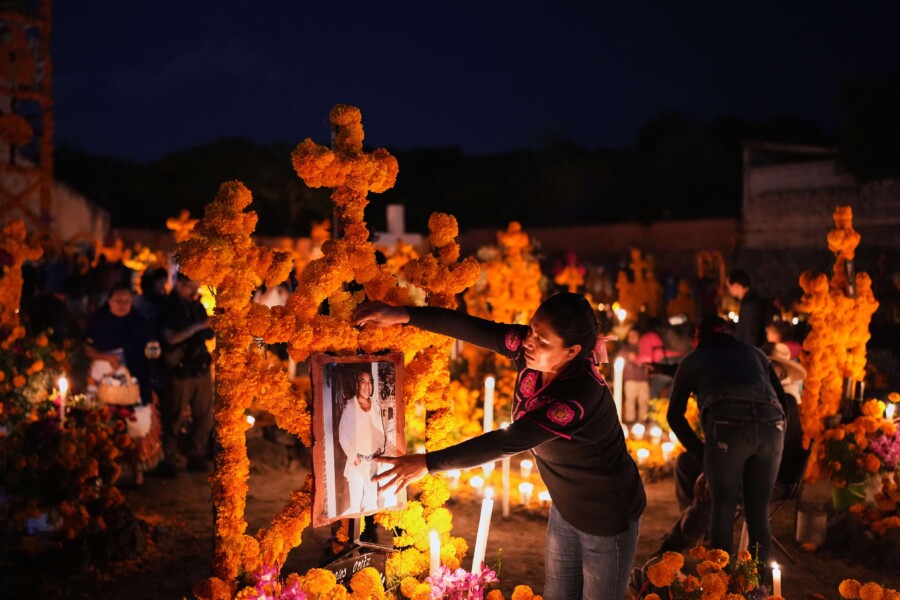 IZREŠETAN TOKOM FESTIVALA MRTVIH: Ubijen gradonačlenik Meksika