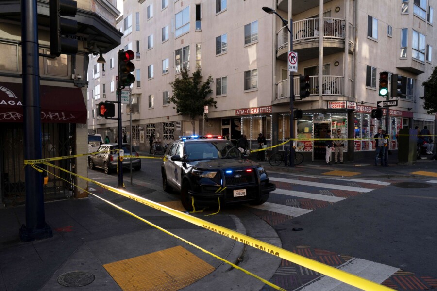 UBIJEN POLICAJAC: U Severnoj Karolini u pucnjavi stradao Rodžer Smit