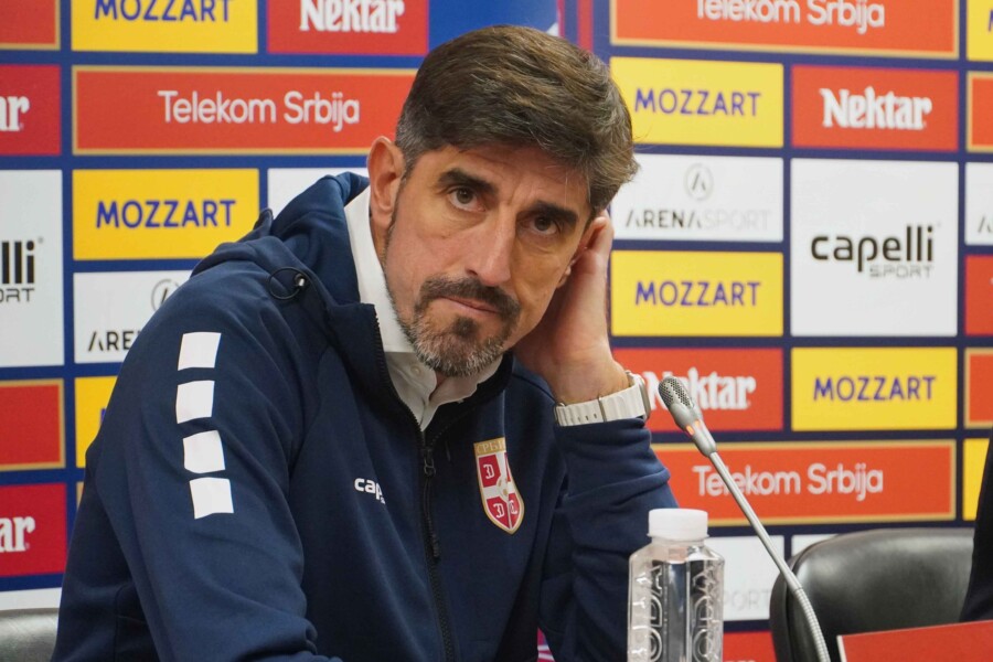 PREOKRET MI JE POSEBNO DRAG, ALI JOŠ NE DONOSIM ZAKLJUČKE: Veljko Paunović posle prve pobede