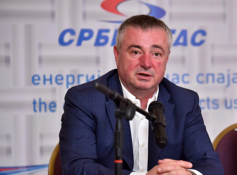 GASA ĆE BITI: Bajatović tvrdi da ruski kapital u NIS-u mora da bude anuliran