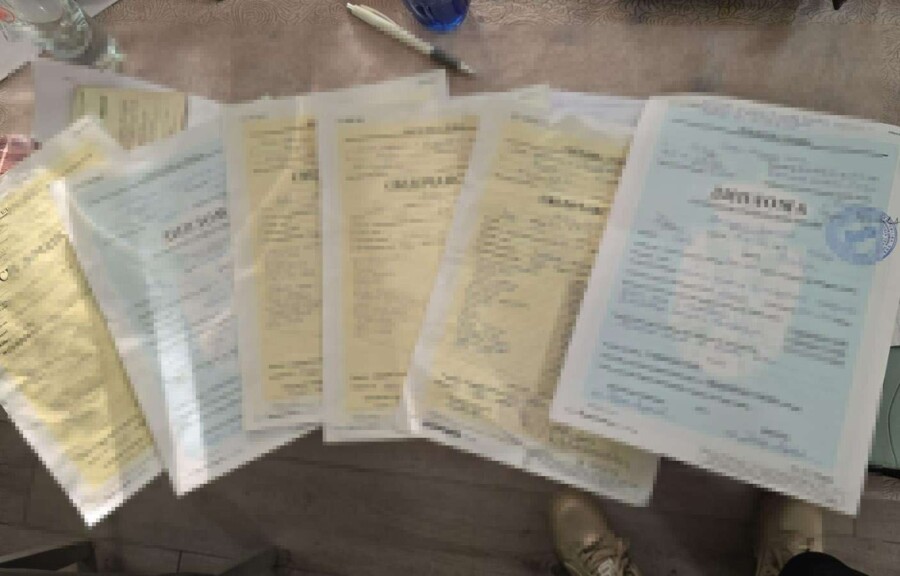 OTKRIVENI DETALJI ISTRAGE: Osumnjičeni dokumenta pravili u ilegalnoj štampariji na teritoriji Novog Sada