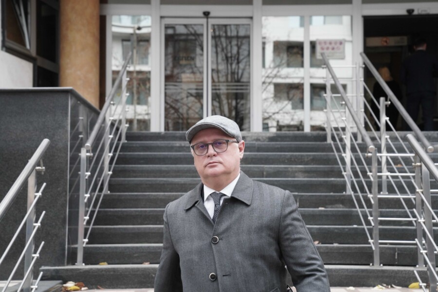 BIVŠI MINISTAR ODBIO DA ODGOVARA NA PITANJA: Goran Vesić izneo odbranu u Javnom tužilaštvu za organizovani kriminal