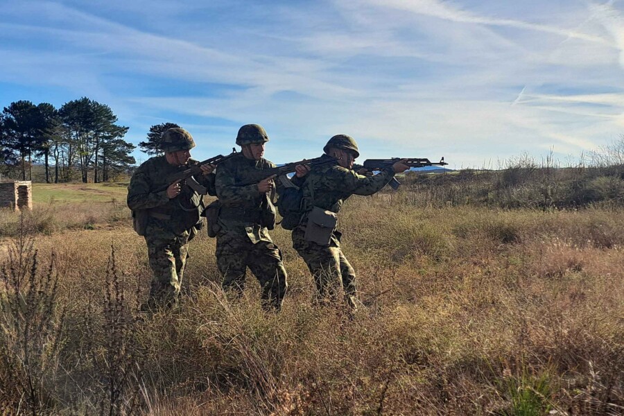 DETALJI NAPADA NA SRPSKE VOJNIKE: Albanci ispalili rafale u blizini administrativne linije