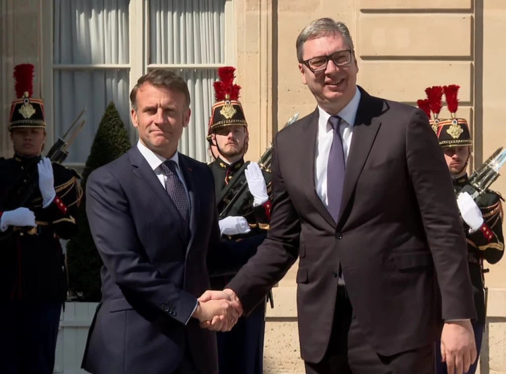 Aleksandar Vučić i Emanuel Makron
