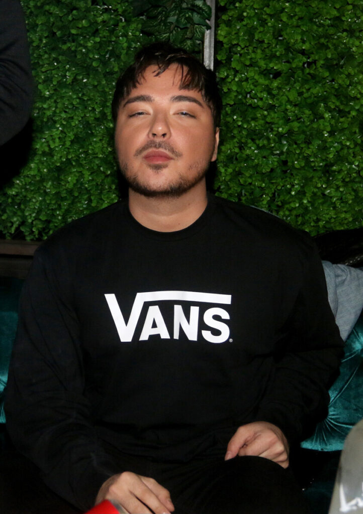 POVUKAO SE IZ JAVNOG ŽIVOTA I POSVETIO VERI: Milan Stanković čestitao Božić pratiocima na Instagramu